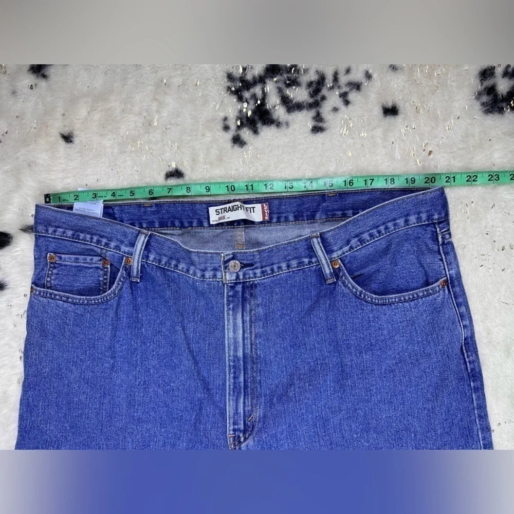 Levi’s Men’s 505 Medium Wash Straight Leg Denim Work Jeans Size 44